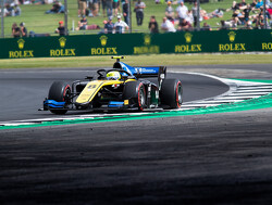 Feature Race: Ghiotto takes victory after close Latifi battle