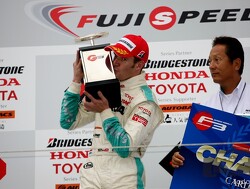 Carlo van Dam wint Japans Formule 3-kampioenschap!