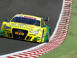 Rockenfeller heerst op Brands Hatch namens Audi