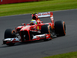 'Manager Massa opent gesprekken met Lotus en Force India'