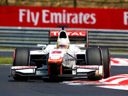 Arthur Pic dicteert het tempo in training op Monza