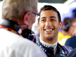 Ricciardo admits Ferrari looking 'pretty strong'