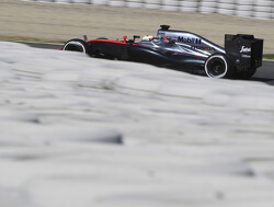 McLaren thinks to be more competitive after 'a few races'