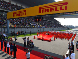 Podium model plays down 'spraygate' controversy