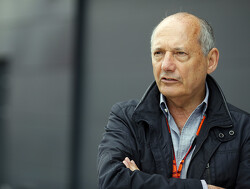 McLaren denies Dennis rebuked Boullier: "Codswallop"