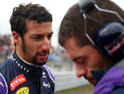 F1 should go back to its roots with noise - Ricciardo