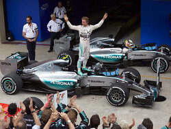 Lauda backs Rosberg in Hamilton duel