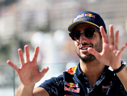 Red Bull and Force India warn Ferrari: "Hands off our drivers"