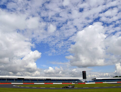 Palmer's father interested in buying Silverstone