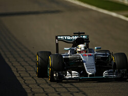 Hamilton not expecting "easy breezy drive" in Singapore