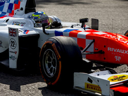 Rowland tops practice in Bahrain
