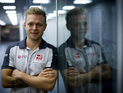 Magnussen happy to be working with "experienced teammate"