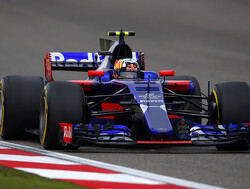 Three place grid penalty for Sainz