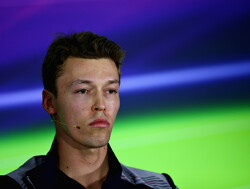 Kvyat defends Button amid criticism