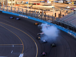 Castroneves snelste in laatste training, Fernando Alonso wederom sterk