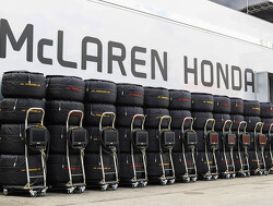McLaren keeping "all options open" for 2018
