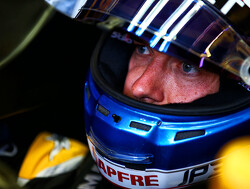 Renault willing to help Palmer through tough period