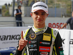 Norris domineert eerste race Nürburgring