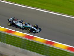 Hamilton wins Belgian Grand Prix