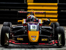 Ticktum wint kwalificatierace en pakt pole position in Macau