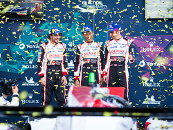 Toyota #8 wint 24 uur van Le Mans na problemen #7, winst Bleekemolen