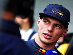 Verstappen hints at 2019 teammate decision influence