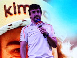 Fernando Alonso en Marc Coma samen aan de start in 2020