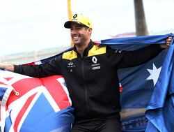 Hamilton en Ricciardo roepen fans op te doneren voor bosbranden Australië