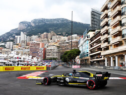 Ricciardo: Renault failed to build on FP1 pace