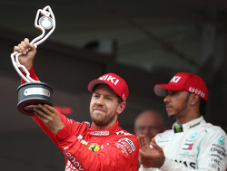 Vettel afwezig bij begrafenis Lauda door presentatie nieuwe Ferrari