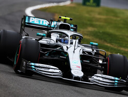 Qualifying: Bottas takes pole, beats Hamilton by 0.006s