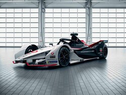 Porsche unveils its car for season six