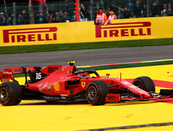 FP1: Leclerc leads Sainz in rain hit session