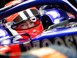 Kvyat recieves penalty for late Hulkenberg clash