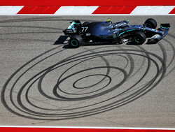 US GP: Hamilton secures sixth title as Bottas wins in Austin