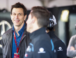 Toto Wolff: "De Formule 1 moet meer doen, anders komen er geen motorfabrikanten bij"