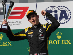 Renault junior Lundgaard moves to F2 with ART Grand Prix