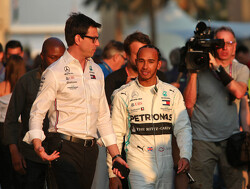 Wolff: Hamilton negotiations only starting in February