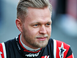 Magnussen: "18 races in zes maanden is gekkenwerk"