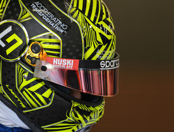 Drivers permitted to change helmet liveries between races