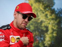 Renault 'not saying no' to potential Vettel signing