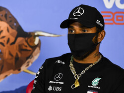 Hamilton tells media to 'stop making sh*t up' over new contract