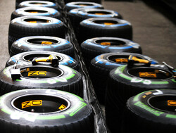 Robert Doornbos: "Pirelli moet zachtere banden geven aan F1-coureurs"