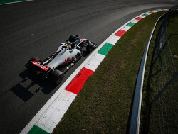 Magnussen, Grosjean to leave Haas at end of 2020