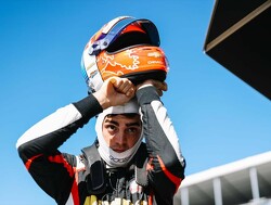 Rinus VeeKay mag weer racen van IndyCar-dokter