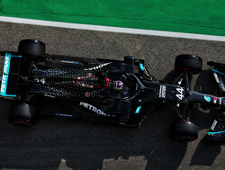 Vrije training 1 Grand Prix van Bahrein: Mercedes domineert, Verstappen zesde