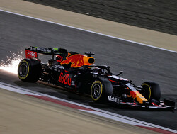 VT1 Abu Dhabi: Max Verstappen rijdt snelste tijd voor Bottas en Ocon