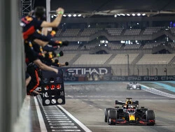 Max Verstappen jongste coureur ooit met 10 Formule 1-overwinningen