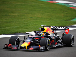 IN BEELD: Sergio Perez test met Red Bull Racing RB15 uit 2019