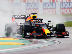 Max Verstappen verwacht felle strijd met Mercedes in Silverstone